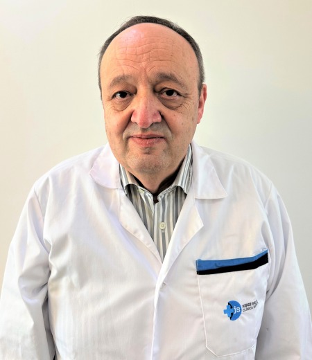 Dr. Armando Malcata